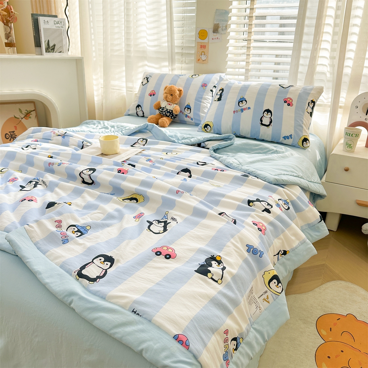 91家纺网 家纺一手货源 找家纺 晓时候 2026新款小清新印花夏被夏凉被空调被新疆棉花被被子被芯 呆萌企鹅