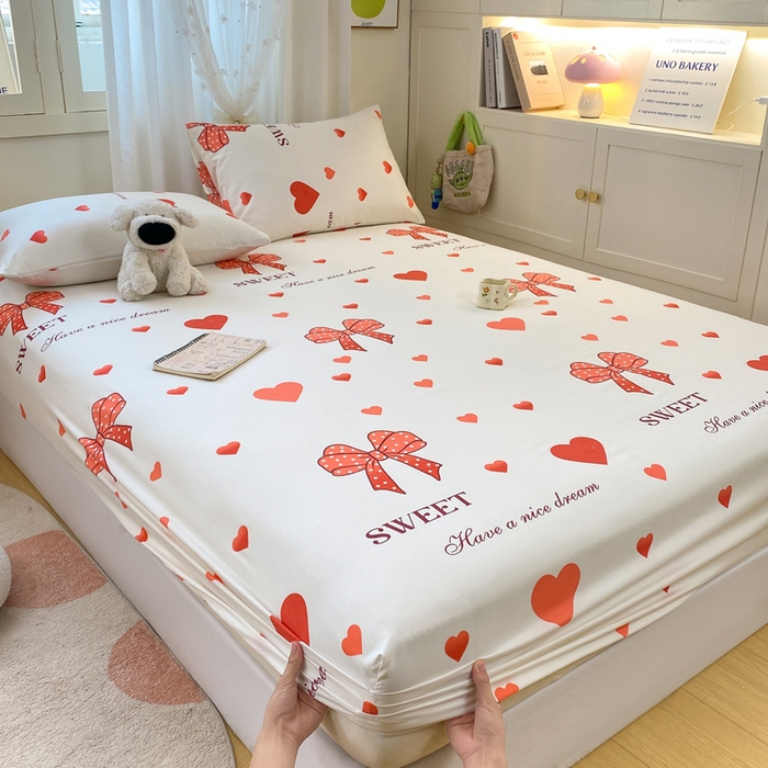 91家纺网 家纺一手货源 找家纺 朵朵家纺 2025新款超柔水洗棉云感印花单床笠床垫保护套床笠（床垫保护套可定制尺寸 ）-场景三 甜心结