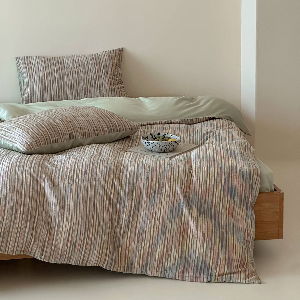 91家纺网 家纺一手货源 找家纺 云上 2026新款全棉纯棉色纺混段染条四件套-暮光 暮光-彩绿