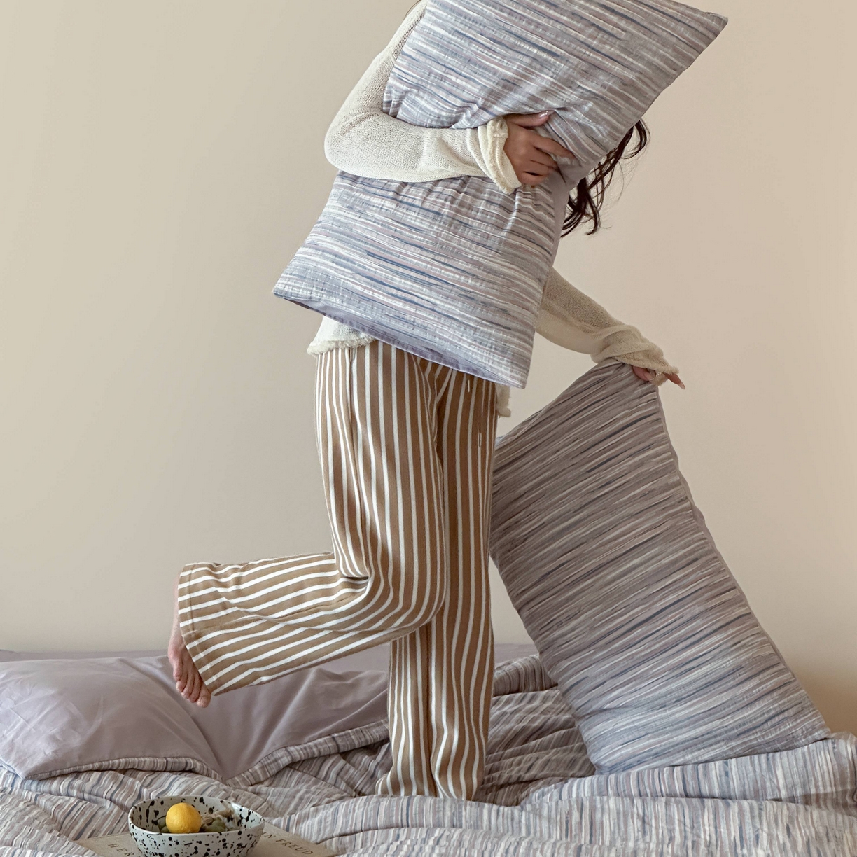 91家纺网 家纺一手货源 找家纺 云上 2026新款全棉纯棉色纺混段染条四件套-暮光 暮光-蓝紫