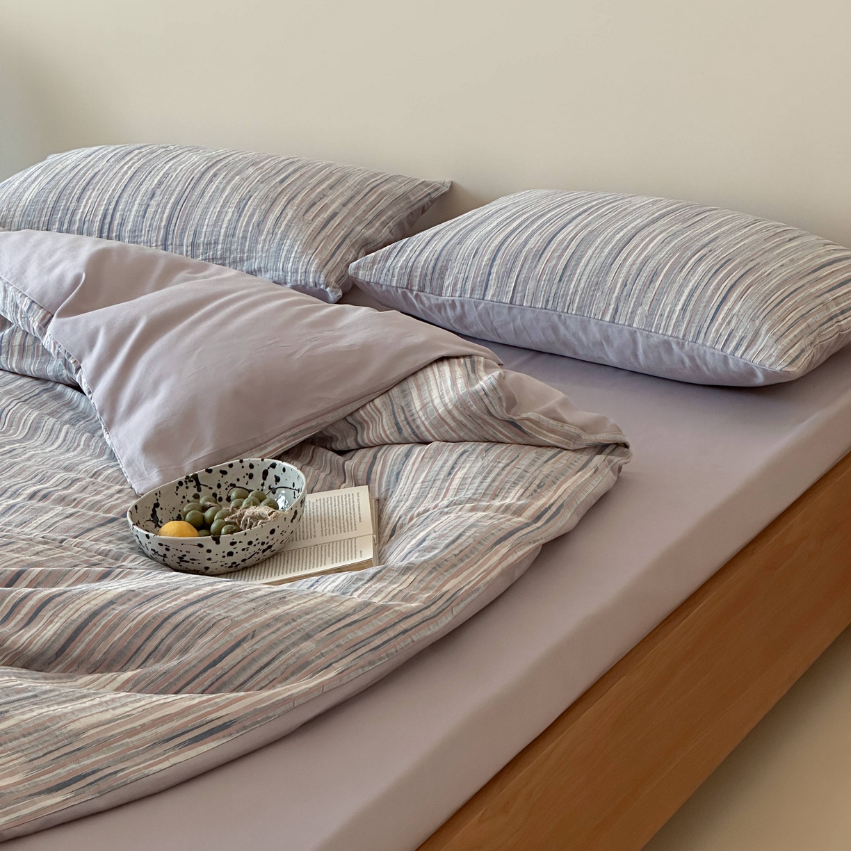 91家纺网 家纺一手货源 找家纺 云上 2026新款全棉纯棉色纺混段染条四件套-暮光 暮光-蓝紫