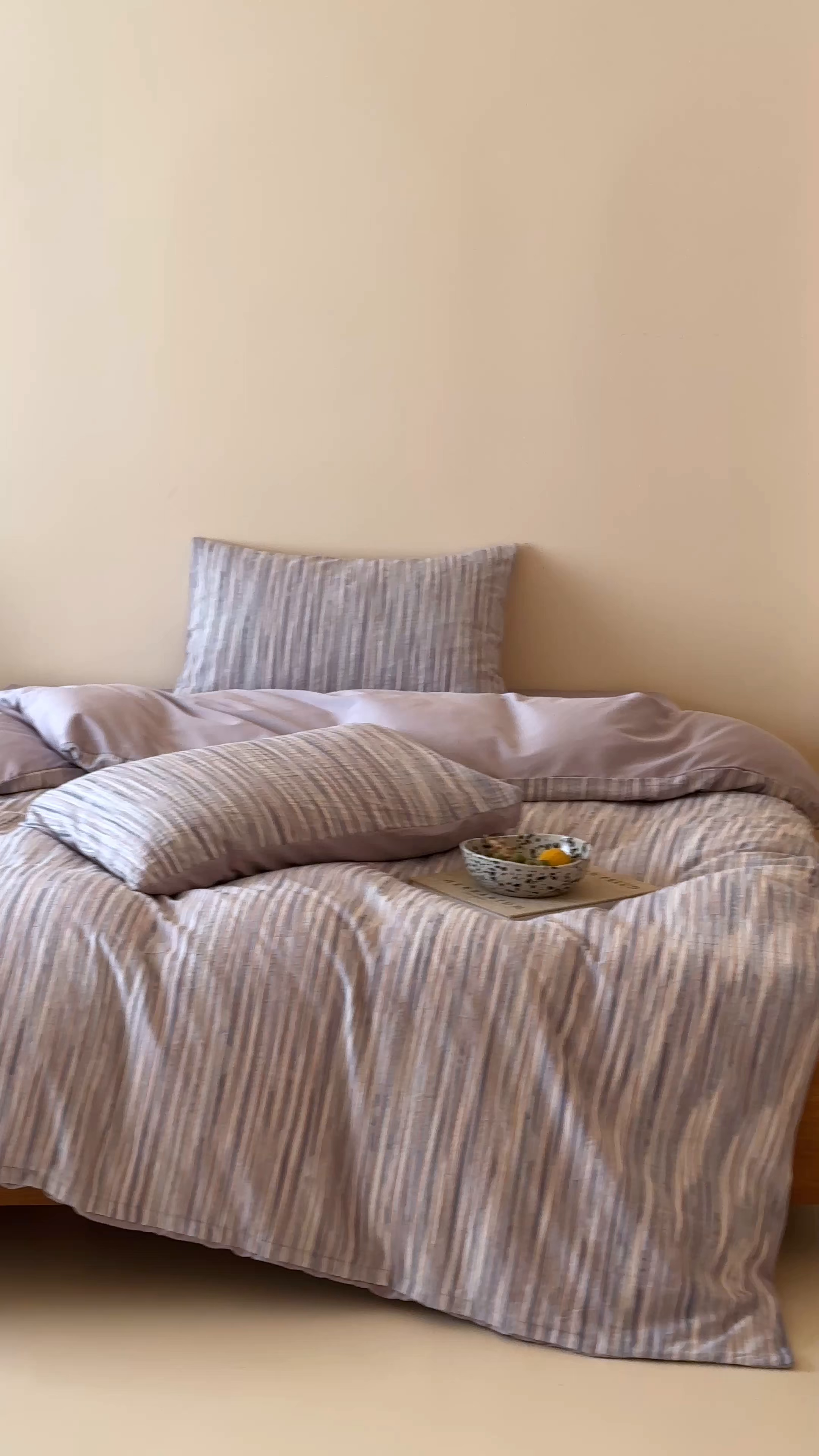 91家纺网 家纺一手货源 找家纺 云上 2026新款全棉纯棉色纺混段染条四件套-暮光 暮光-蓝紫