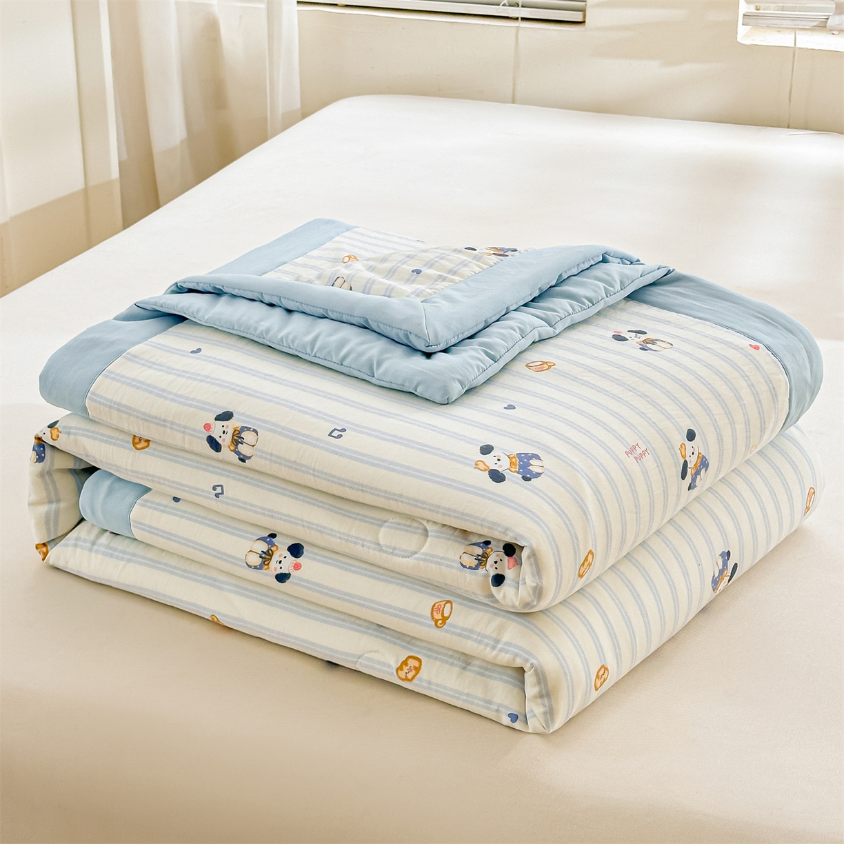 91家纺网 家纺一手货源 找家纺 晓时候 2026新款小清新印花夏被夏凉被空调被新疆棉花被被子被芯 音符小狗