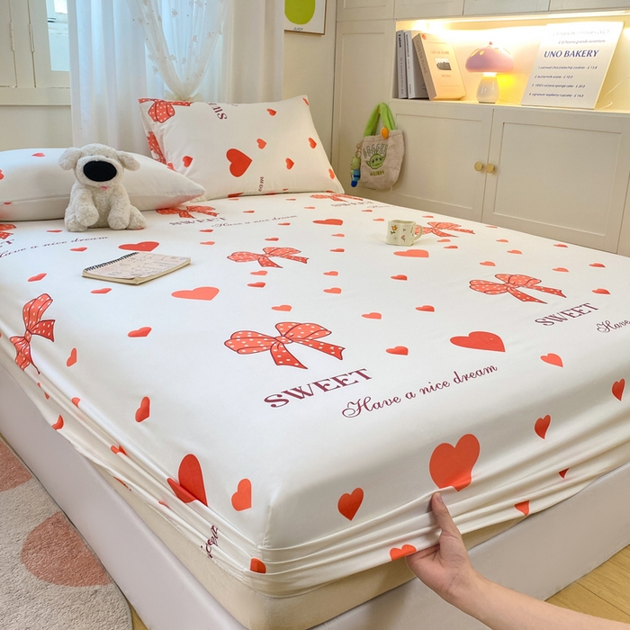 91家纺网 家纺一手货源 找家纺 朵朵家纺 2025新款超柔水洗棉云感印花单床笠床垫保护套床笠（床垫保护套可定制尺寸 ）-场景二 甜心结