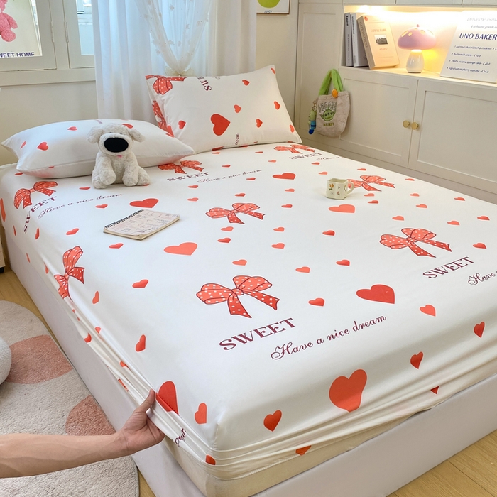 91家纺网 家纺一手货源 找家纺 朵朵家纺 2025新款超柔水洗棉云感印花单床笠床垫保护套床笠（床垫保护套可定制尺寸 ）-场景二 甜心结