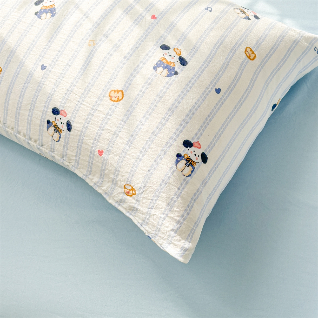 91家纺网 家纺一手货源 找家纺 晓时候 2026新款小清新印花夏被夏凉被空调被新疆棉花被被子被芯 音符小狗