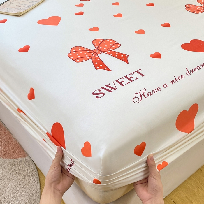 91家纺网 家纺一手货源 找家纺 朵朵家纺 2025新款超柔水洗棉云感印花单床笠床垫保护套床笠（床垫保护套可定制尺寸 ）-场景二 甜心结