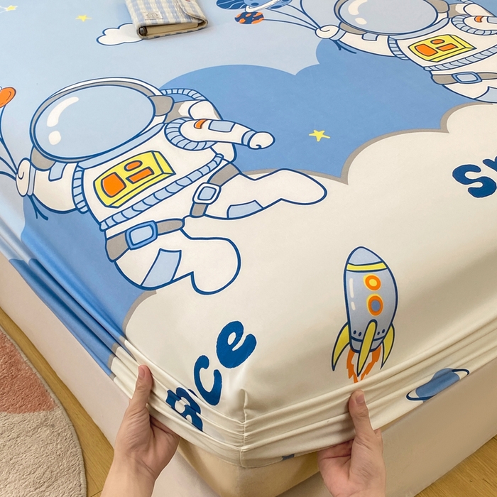 91家纺网 家纺一手货源 找家纺 朵朵家纺 2025新款超柔水洗棉云感印花单床笠床垫保护套床笠（床垫保护套可定制尺寸 ）-场景二 宇航员