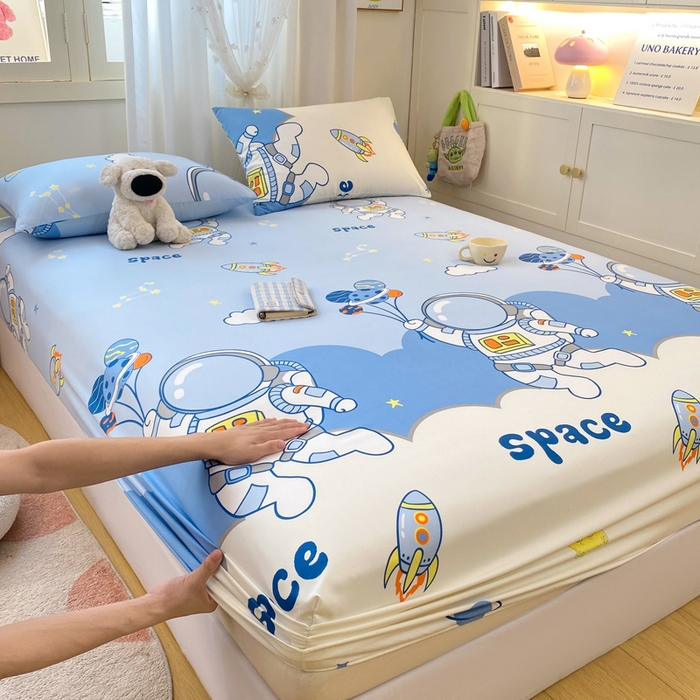 91家纺网 家纺一手货源 找家纺 朵朵家纺 2025新款超柔水洗棉云感印花单床笠床垫保护套床笠（床垫保护套可定制尺寸 ）-场景二 宇航员