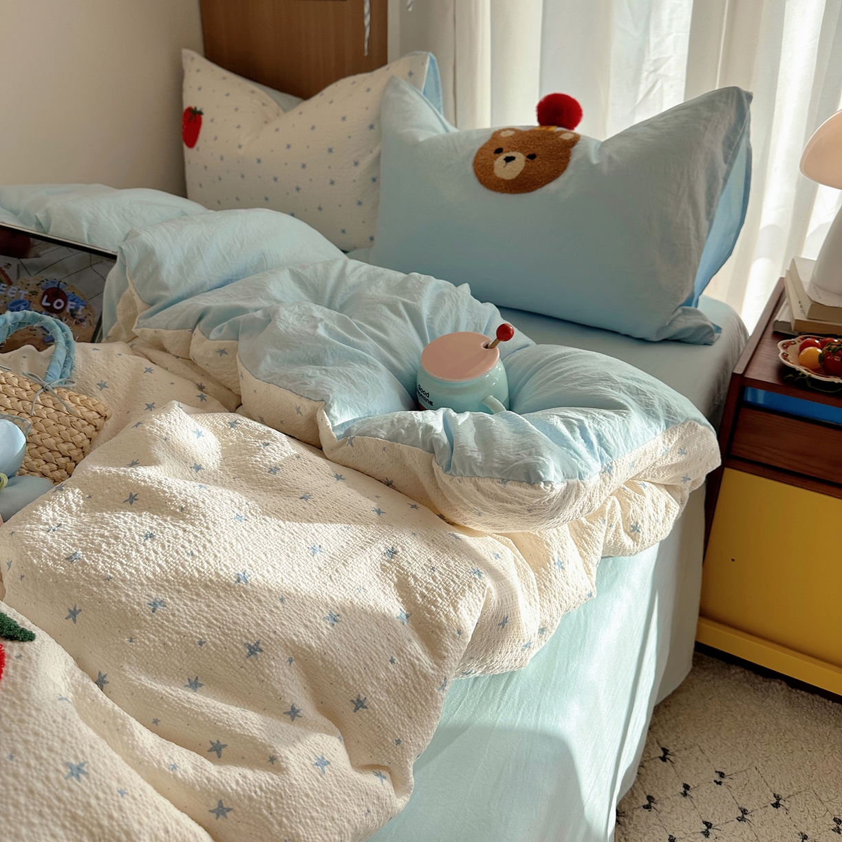 91家纺网 家纺一手货源 找家纺 （总）顾里家纺 2026春夏新款ins童趣异形泡芙棉毛巾绣四件套