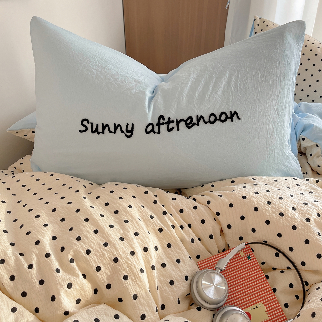 91家纺网 家纺一手货源 找家纺 顾里家纺 2026春夏新款ins童趣异形泡芙棉毛巾绣四件套 苹果小象