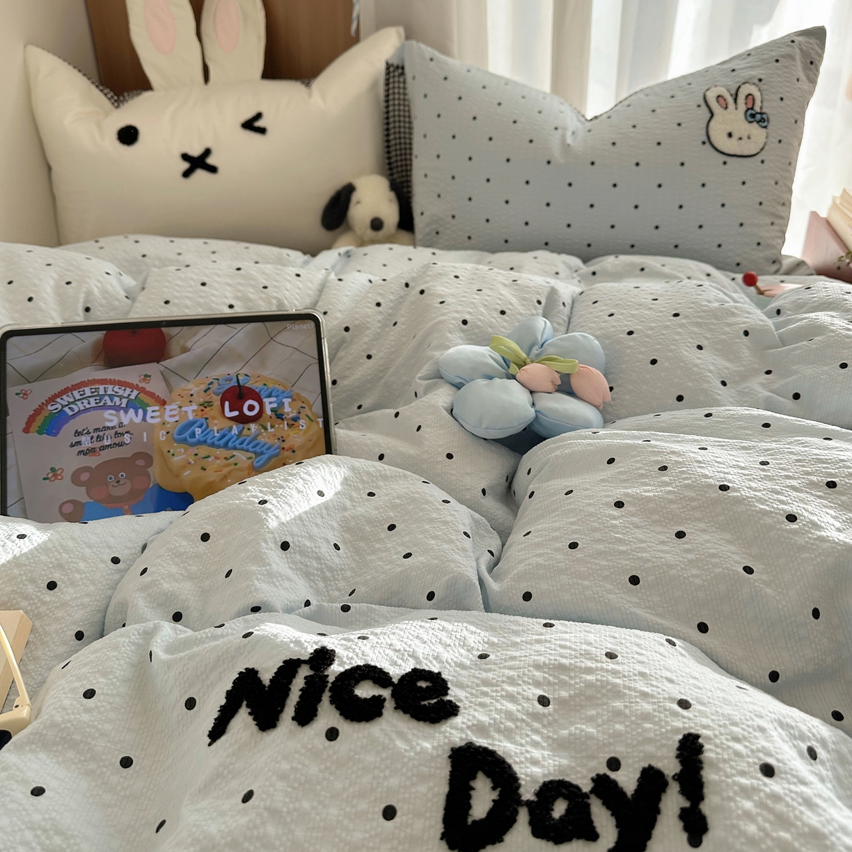 91家纺网 家纺一手货源 找家纺 顾里家纺 2026春夏新款ins童趣异形泡芙棉毛巾绣四件套 小花兔