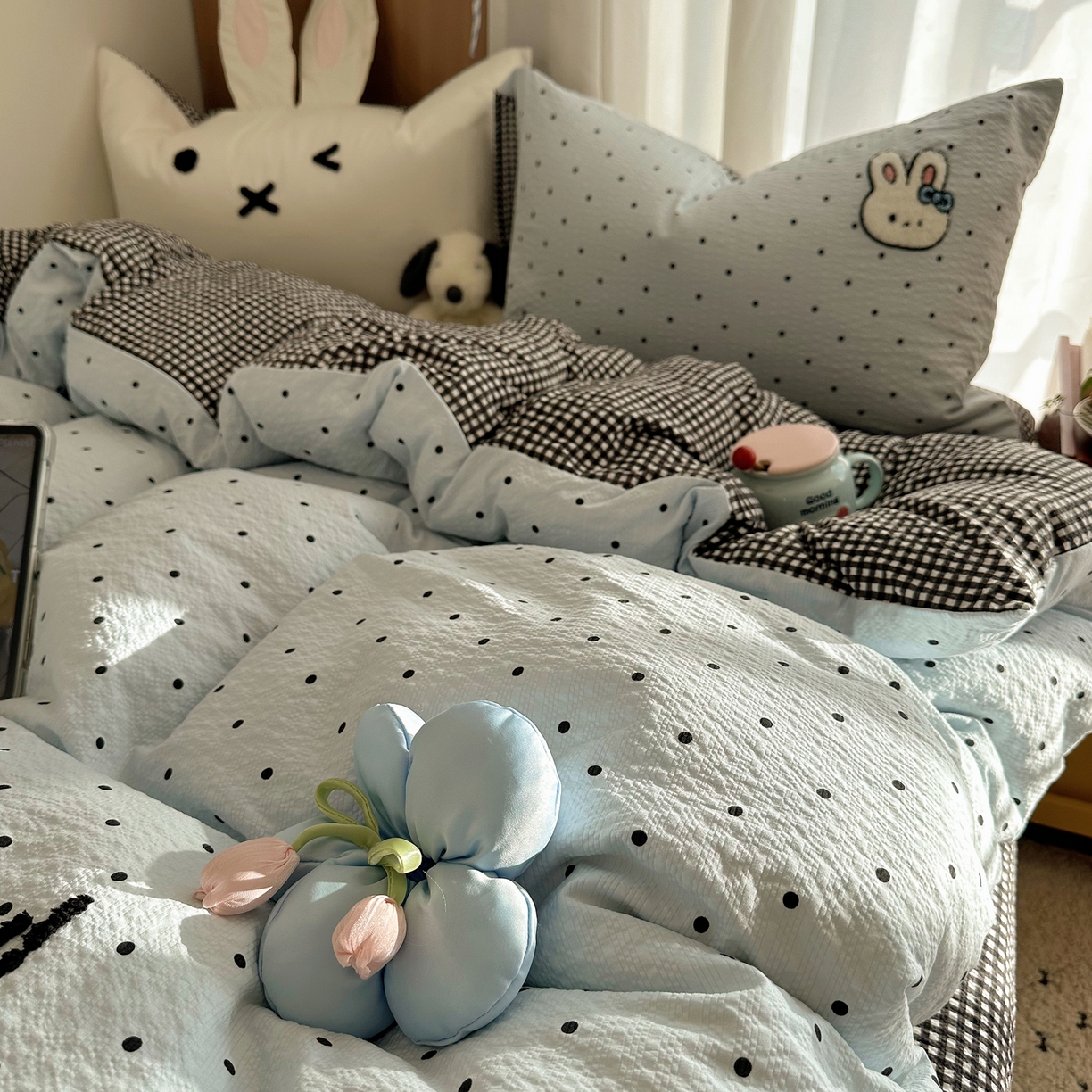 91家纺网 家纺一手货源 找家纺 顾里家纺 2026春夏新款ins童趣异形泡芙棉毛巾绣四件套 小花兔