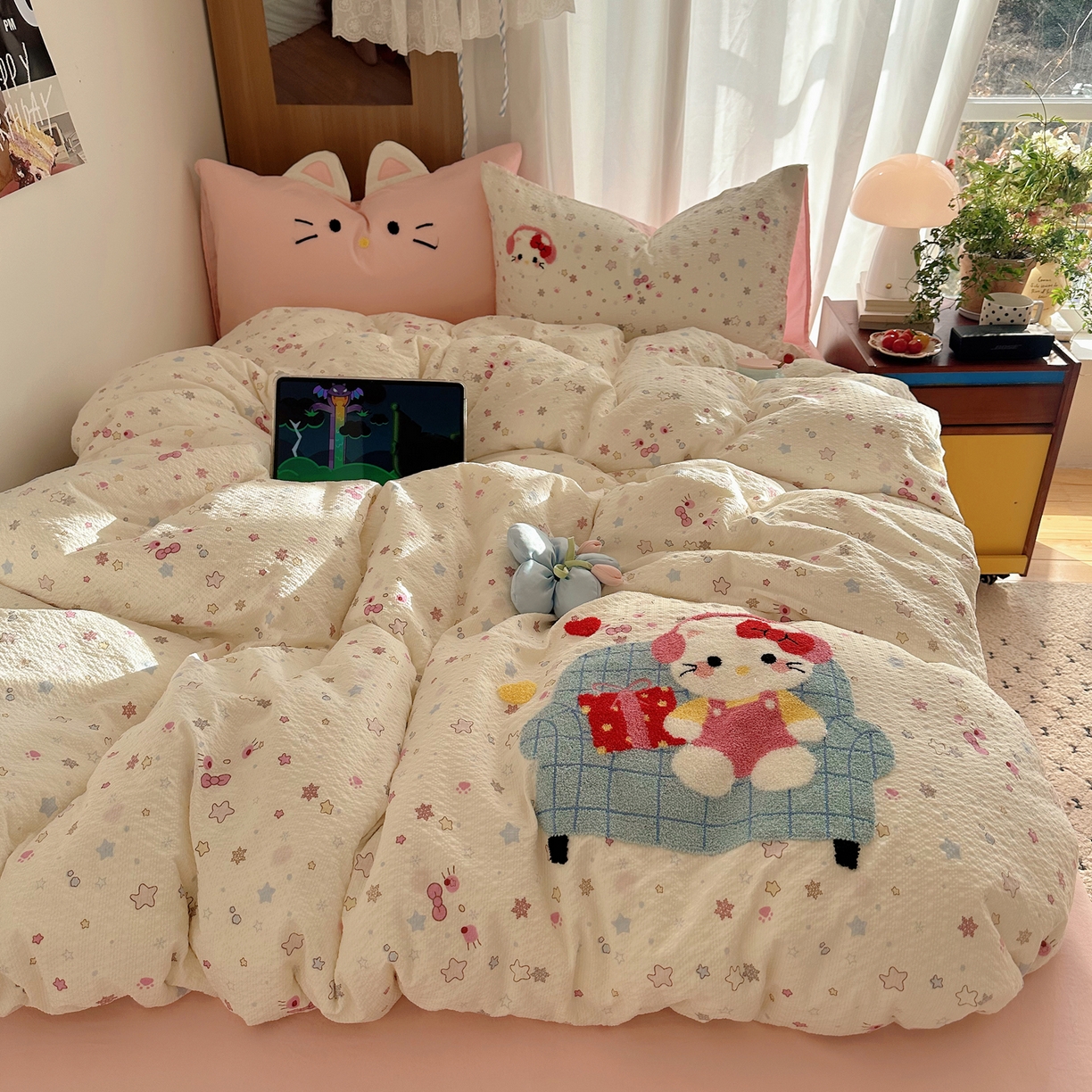 91家纺网 家纺一手货源 找家纺 顾里家纺 2026春夏新款ins童趣异形泡芙棉毛巾绣四件套 礼物猫咪