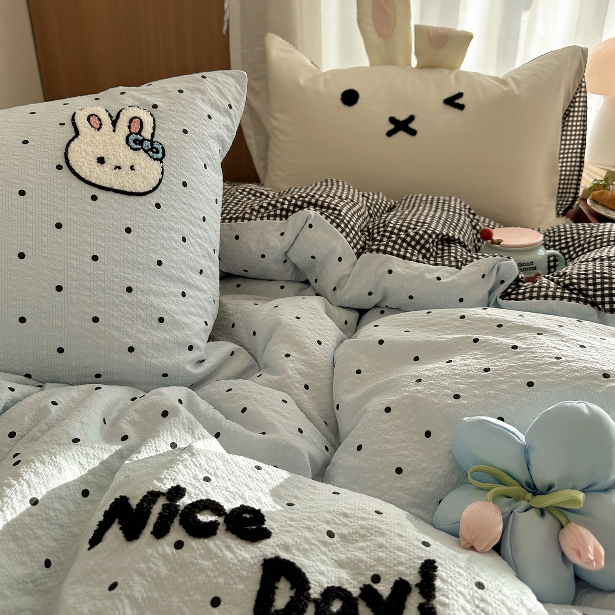 91家纺网 家纺一手货源 找家纺 顾里家纺 2026春夏新款ins童趣异形泡芙棉毛巾绣四件套 小花兔