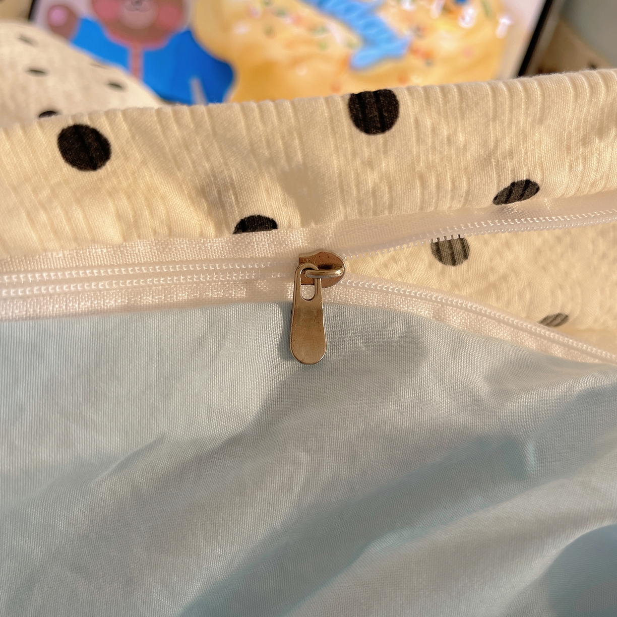 91家纺网 家纺一手货源 找家纺 顾里家纺 2026春夏新款ins童趣异形泡芙棉毛巾绣四件套 苹果小象