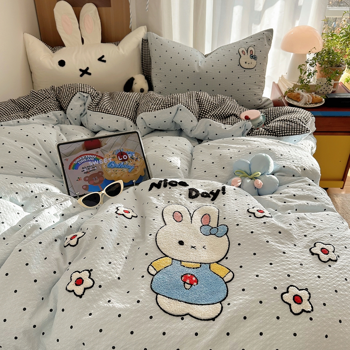 91家纺网 家纺一手货源 找家纺 （总）顾里家纺 2026春夏新款ins童趣异形泡芙棉毛巾绣四件套