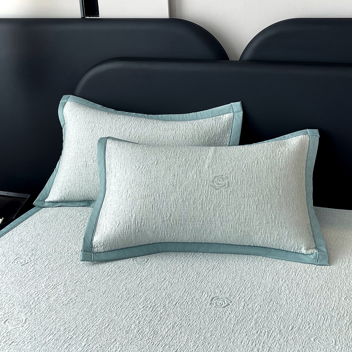 91家纺网 家纺一手货源 找家纺 莱米家纺 2026春夏新款全PE双面泡泡提花复合豆豆席凉席席子 玫瑰-绿