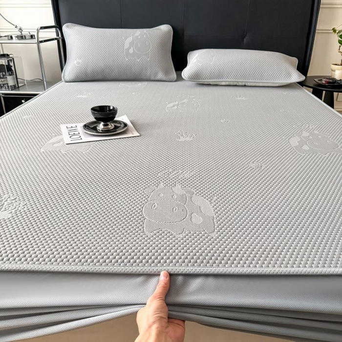 91家纺网 家纺一手货源 找家纺 （总）卡罗兰 2026新款豆豆凉席PE提花豆豆席床单床笠款奶牛系列