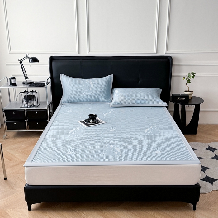 91家纺网 家纺一手货源 找家纺 卡罗兰 2026新款豆豆凉席PE提花豆豆席床单床笠款奶牛系列 蓝色