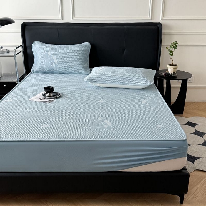 91家纺网 家纺一手货源 找家纺 卡罗兰 2026新款豆豆凉席PE提花豆豆席床单床笠款奶牛系列 蓝色-床笠