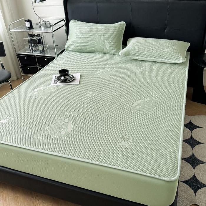 91家纺网 家纺一手货源 找家纺 卡罗兰 2026新款豆豆凉席PE提花豆豆席床单床笠款奶牛系列 绿色-床笠