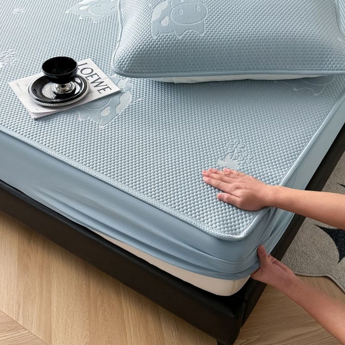 91家纺网 家纺一手货源 找家纺 卡罗兰 2026新款豆豆凉席PE提花豆豆席床单床笠款奶牛系列 蓝色-床笠