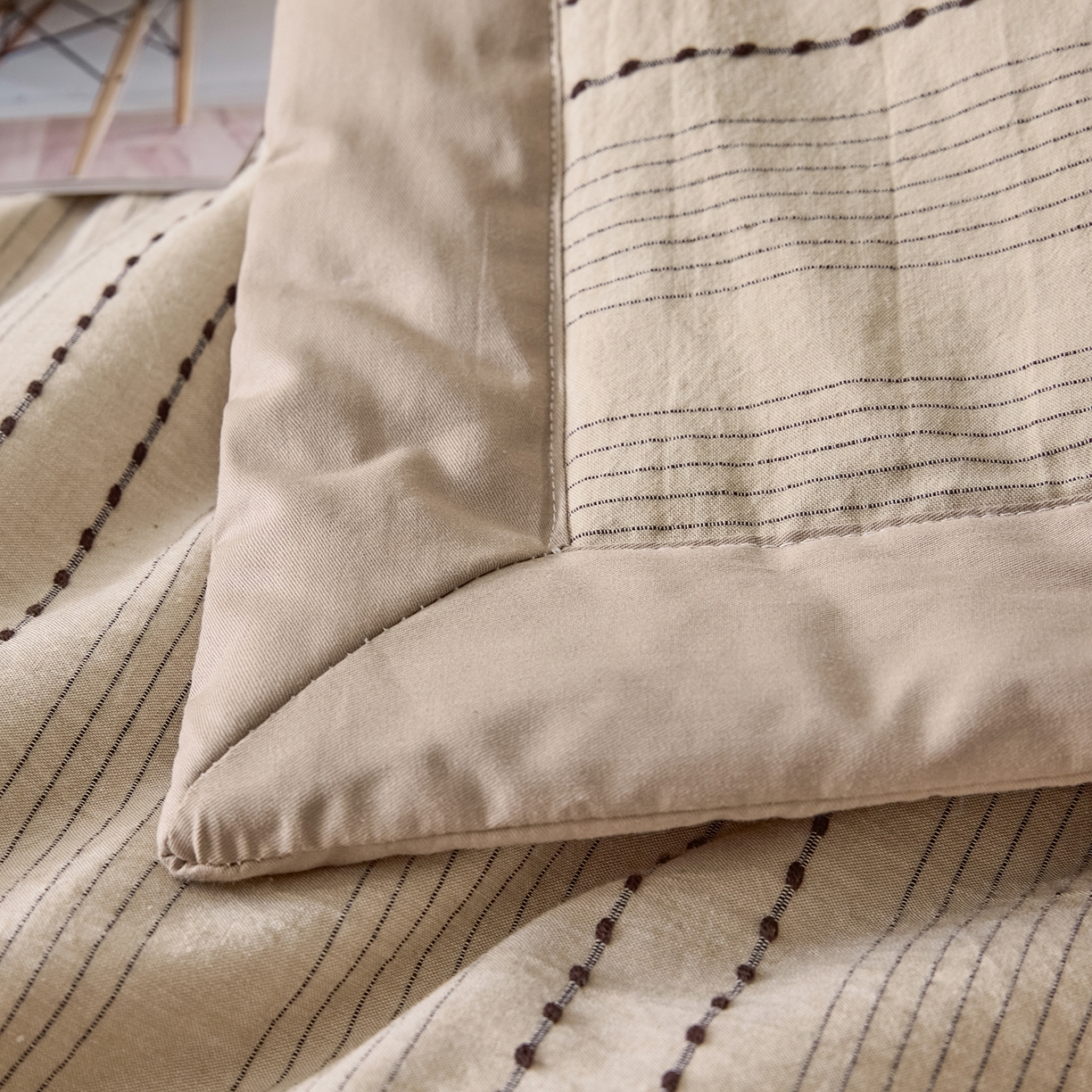 91家纺网 家纺一手货源 找家纺 吾秀家居 2026春夏新款全棉大提花棉花夏被夏凉被空调被-星空系列 星空-卡其