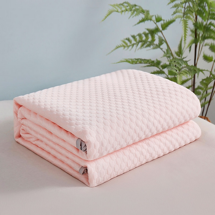 91家纺网 家纺一手货源 找家纺 睡美美家纺 2026新款3D豆豆凉席冰丝席按摩席夏凉席床单床裙款三件套热销款 樱花粉-床单款