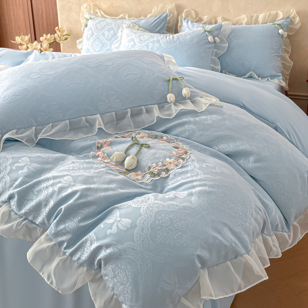 91家纺网 家纺一手货源 找家纺 易禾家纺 2026春夏新款提花水冼棉刺绣雪纺花边四件套-典雅 典雅-兰