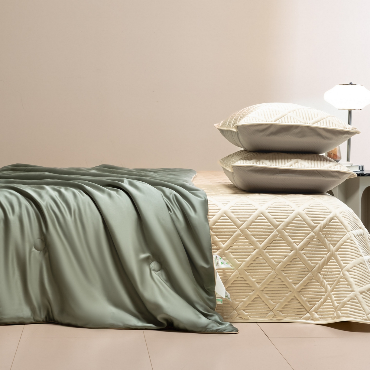 91家纺网 家纺一手货源 找家纺 吾秀家居 2026春夏新款双拼色莱赛尔天丝夏被夏凉被空调被-天纯系列 天丝-牛油果