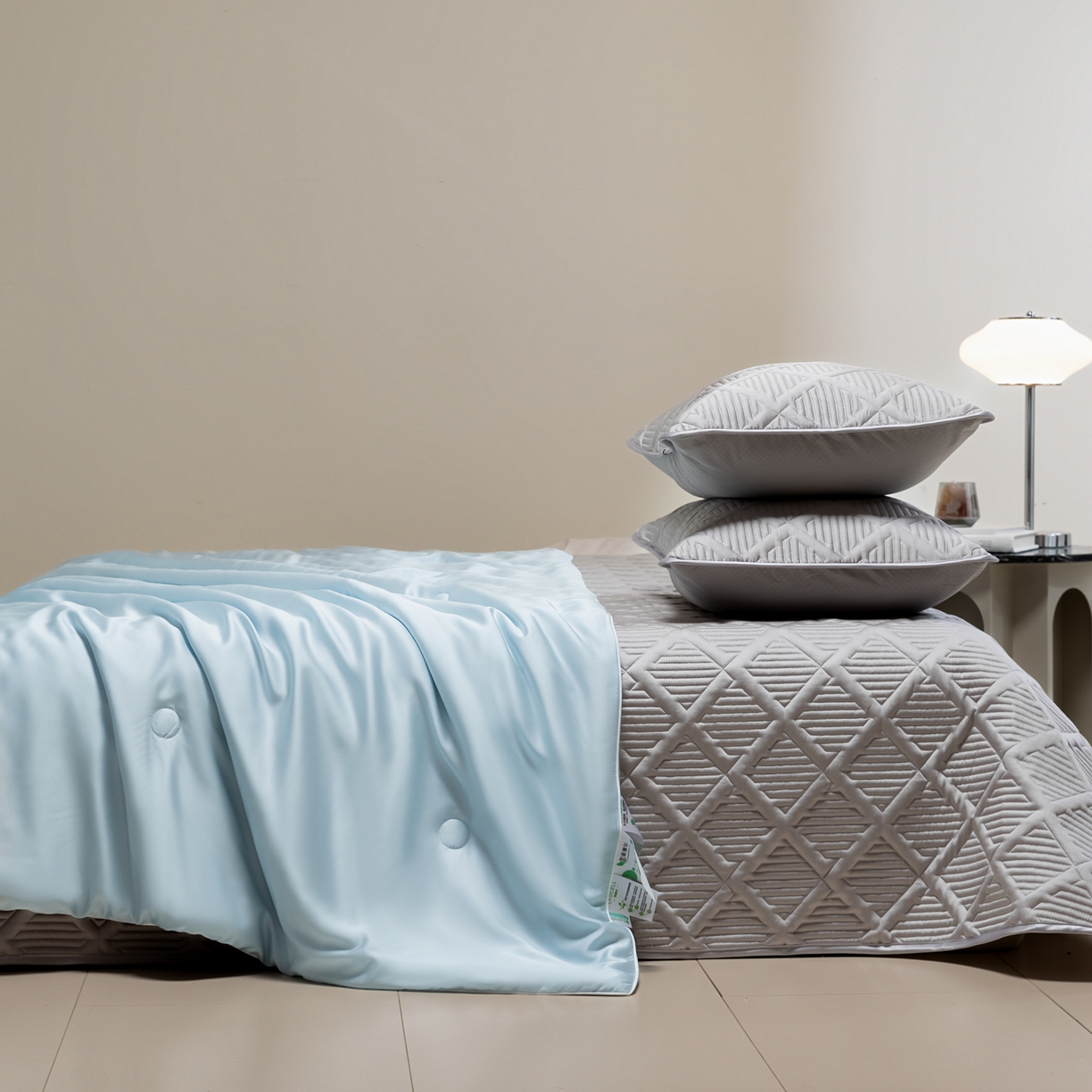 91家纺网 家纺一手货源 找家纺 吾秀家居 2026春夏新款双拼色莱赛尔天丝夏被夏凉被空调被-天纯系列 天丝-湖水兰