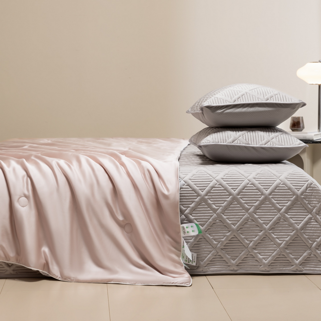 91家纺网 家纺一手货源 找家纺 吾秀家居 2026春夏新款双拼色莱赛尔天丝夏被夏凉被空调被-天纯系列 天丝-豆沙粉