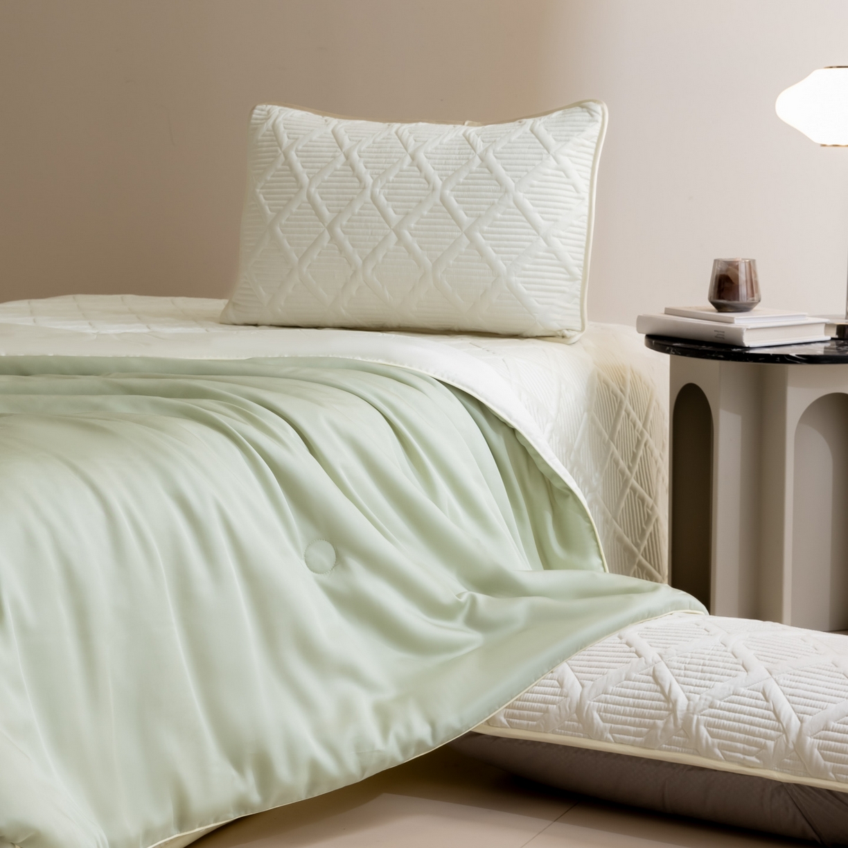 91家纺网 家纺一手货源 找家纺 吾秀家居 2026春夏新款双拼色莱赛尔天丝夏被夏凉被空调被-天纯系列 天丝-青草绿