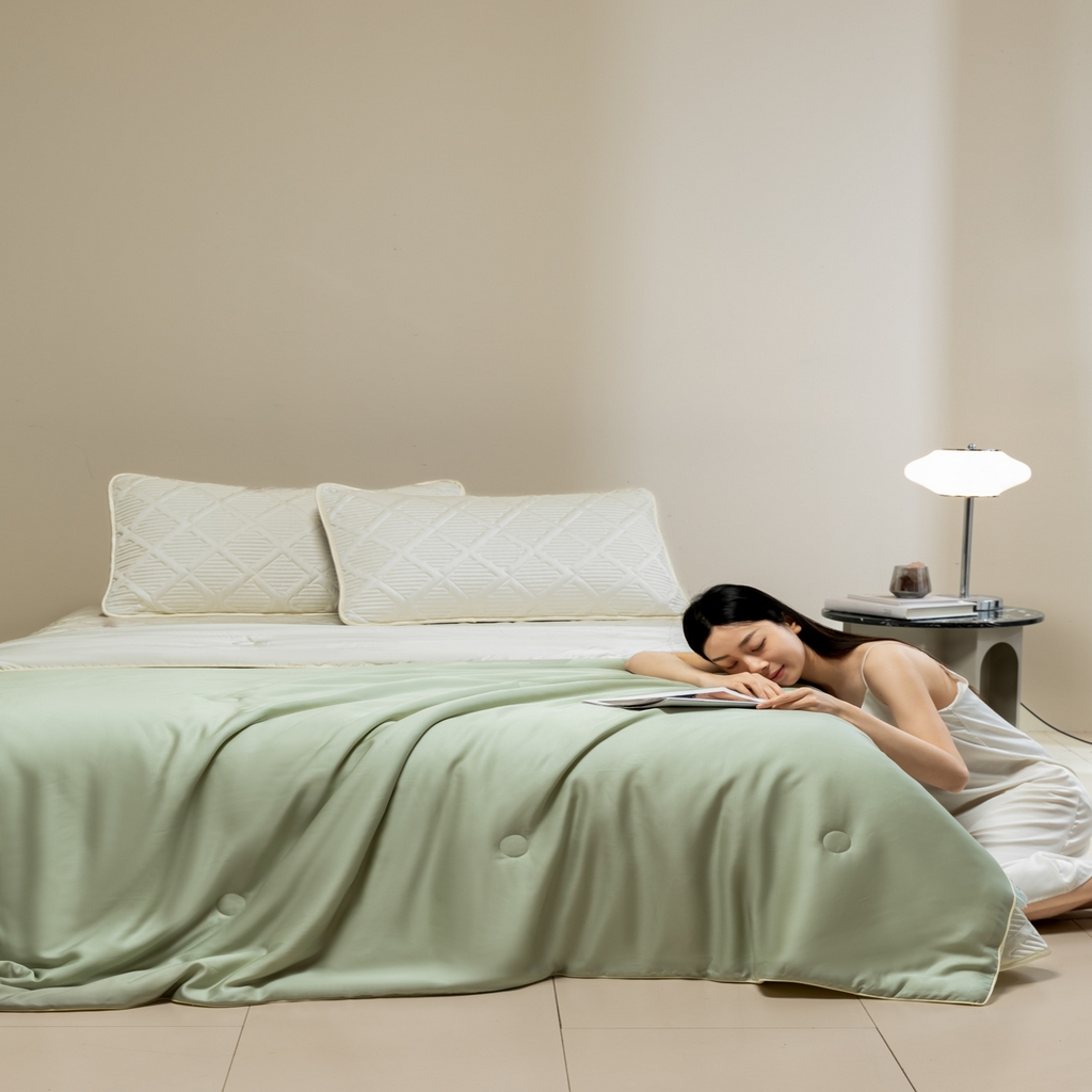 91家纺网 家纺一手货源 找家纺 吾秀家居 2026春夏新款双拼色莱赛尔天丝夏被夏凉被空调被-天纯系列 天丝-青草绿