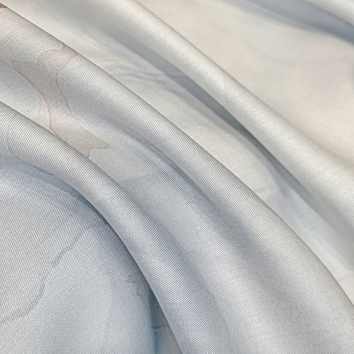 91家纺网 家纺一手货源 找家纺 吾秀家居 2026春夏新款数码印花莱赛尔天丝夏被夏凉被空调被-天印系列 蝶语-蓝