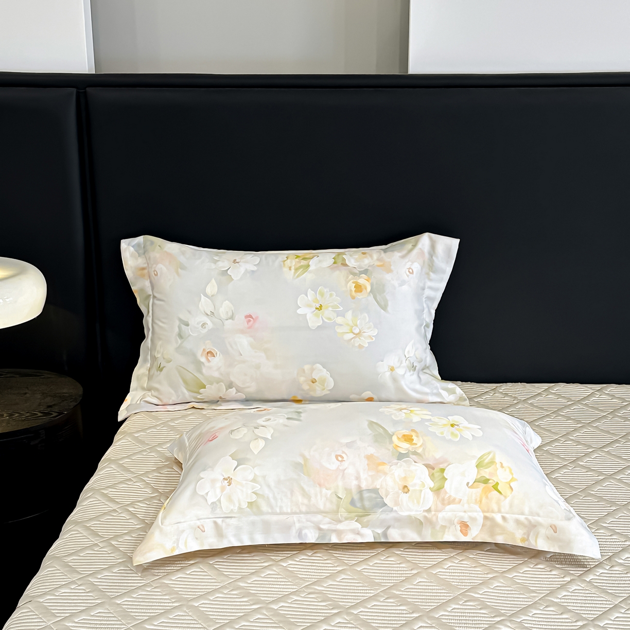 91家纺网 家纺一手货源 找家纺 吾秀家居 2026春夏新款数码印花莱赛尔天丝夏被夏凉被空调被-天印系列 浪漫花季