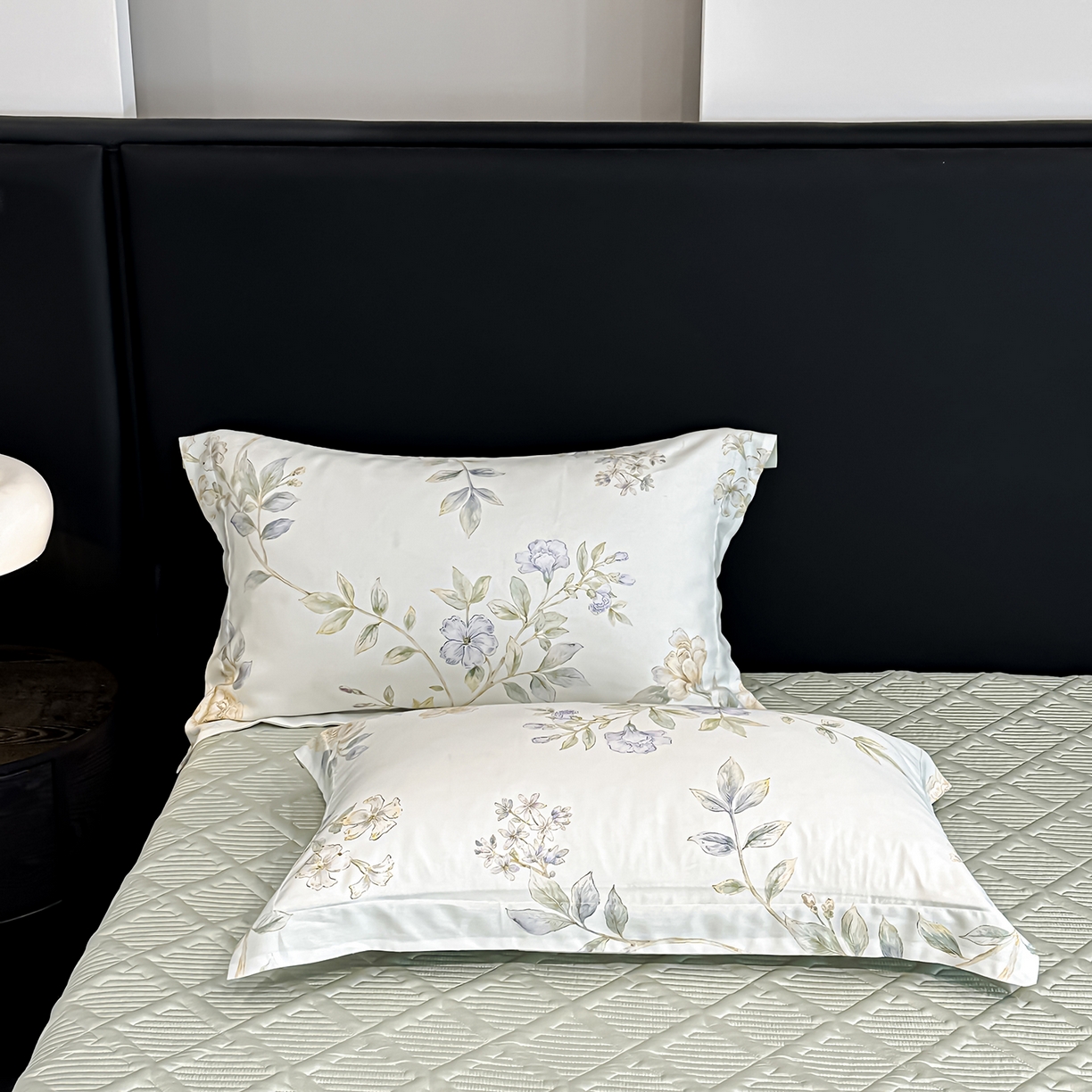 91家纺网 家纺一手货源 找家纺 吾秀家居 2026春夏新款数码印花莱赛尔天丝夏被夏凉被空调被-天印系列 青枝花语