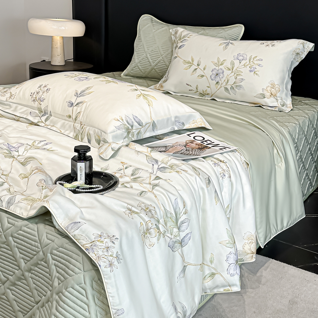 91家纺网 家纺一手货源 找家纺 吾秀家居 2026春夏新款数码印花莱赛尔天丝夏被夏凉被空调被-天印系列 青枝花语