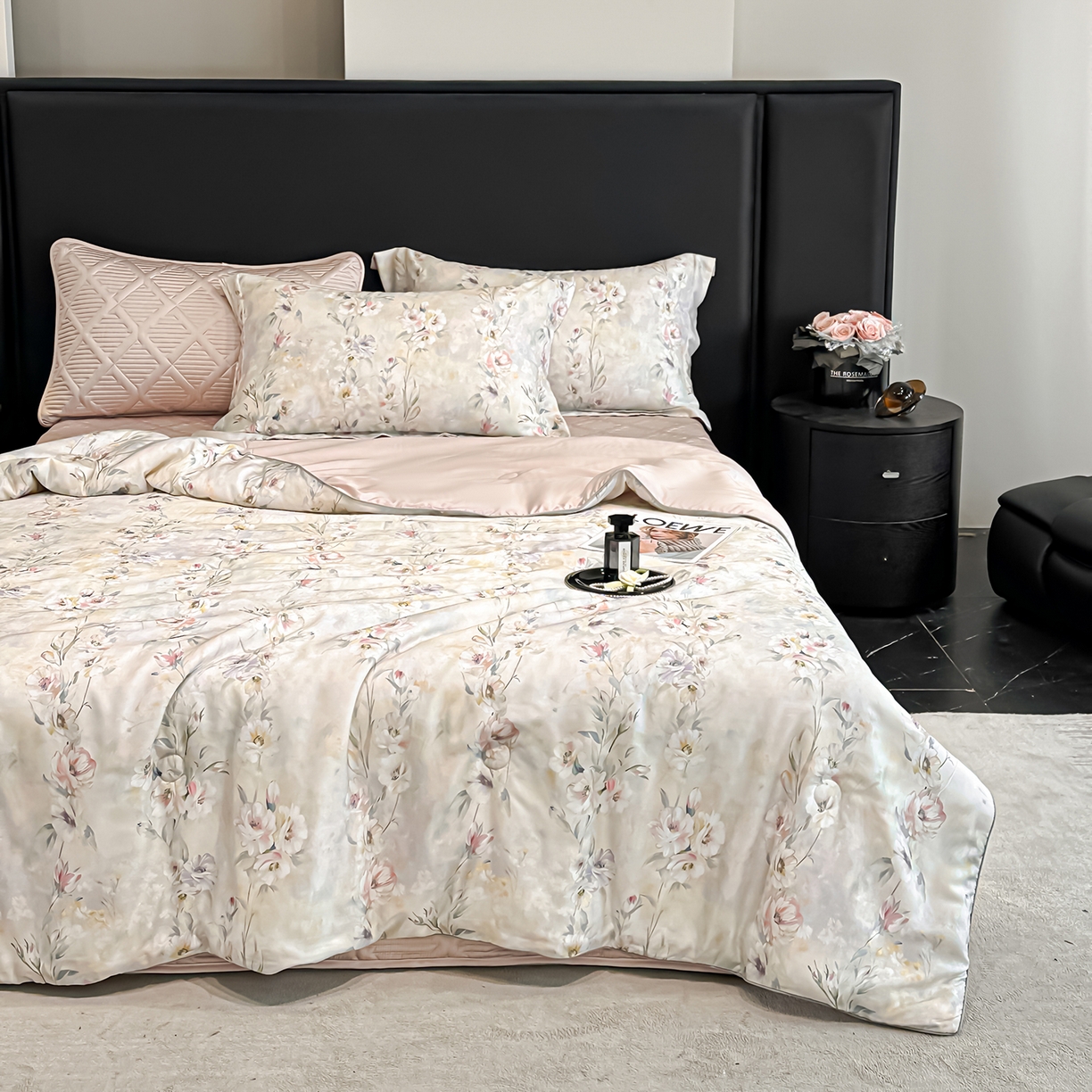 91家纺网 家纺一手货源 找家纺 吾秀家居 2026春夏新款数码印花莱赛尔天丝夏被夏凉被空调被-天印系列 清晨花梦