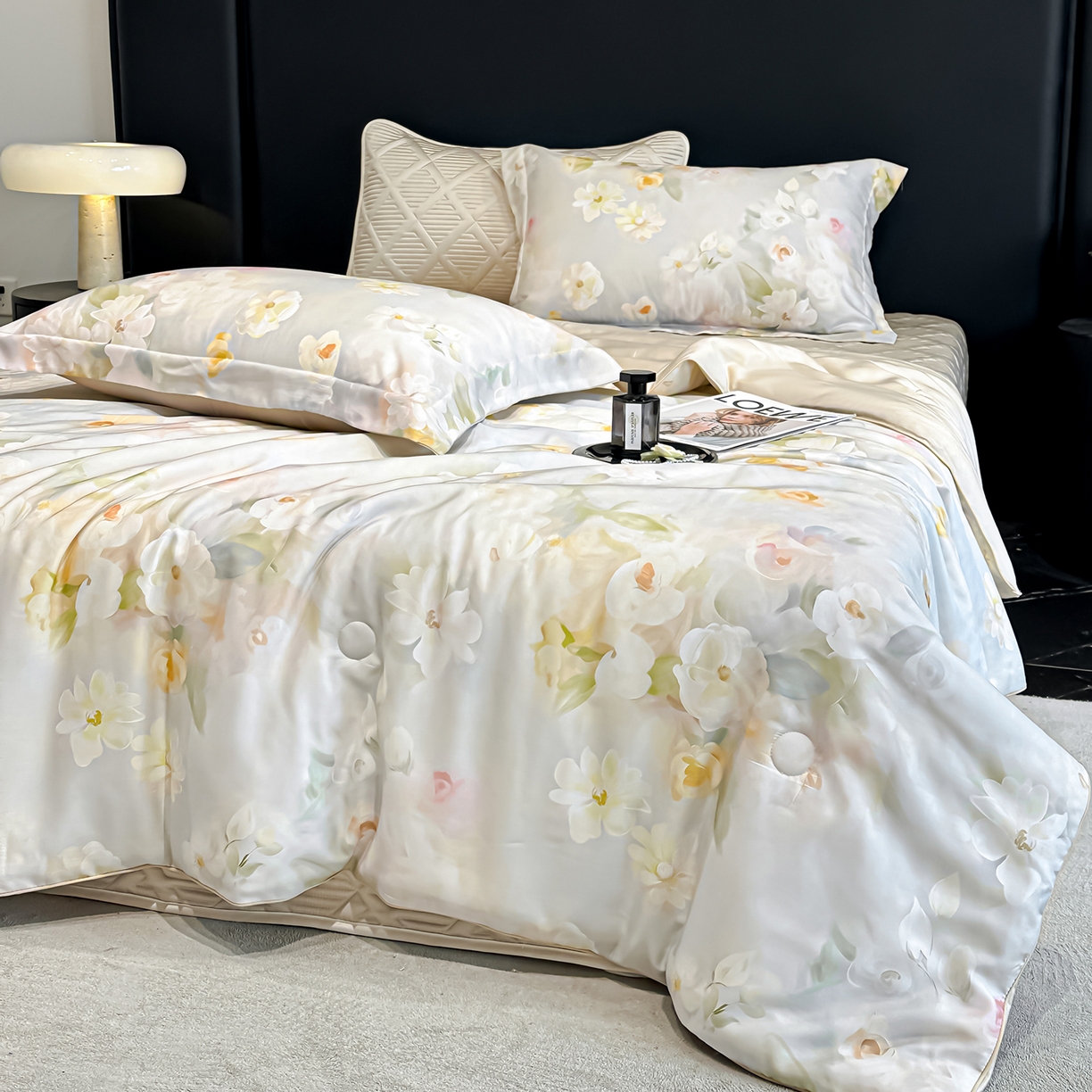 91家纺网 家纺一手货源 找家纺 吾秀家居 2026春夏新款数码印花莱赛尔天丝夏被夏凉被空调被-天印系列 浪漫花季