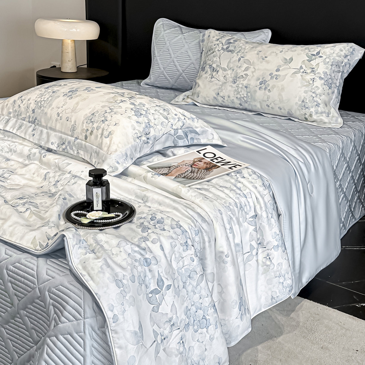 91家纺网 家纺一手货源 找家纺 吾秀家居 2026春夏新款数码印花莱赛尔天丝夏被夏凉被空调被-天印系列 且听风吟