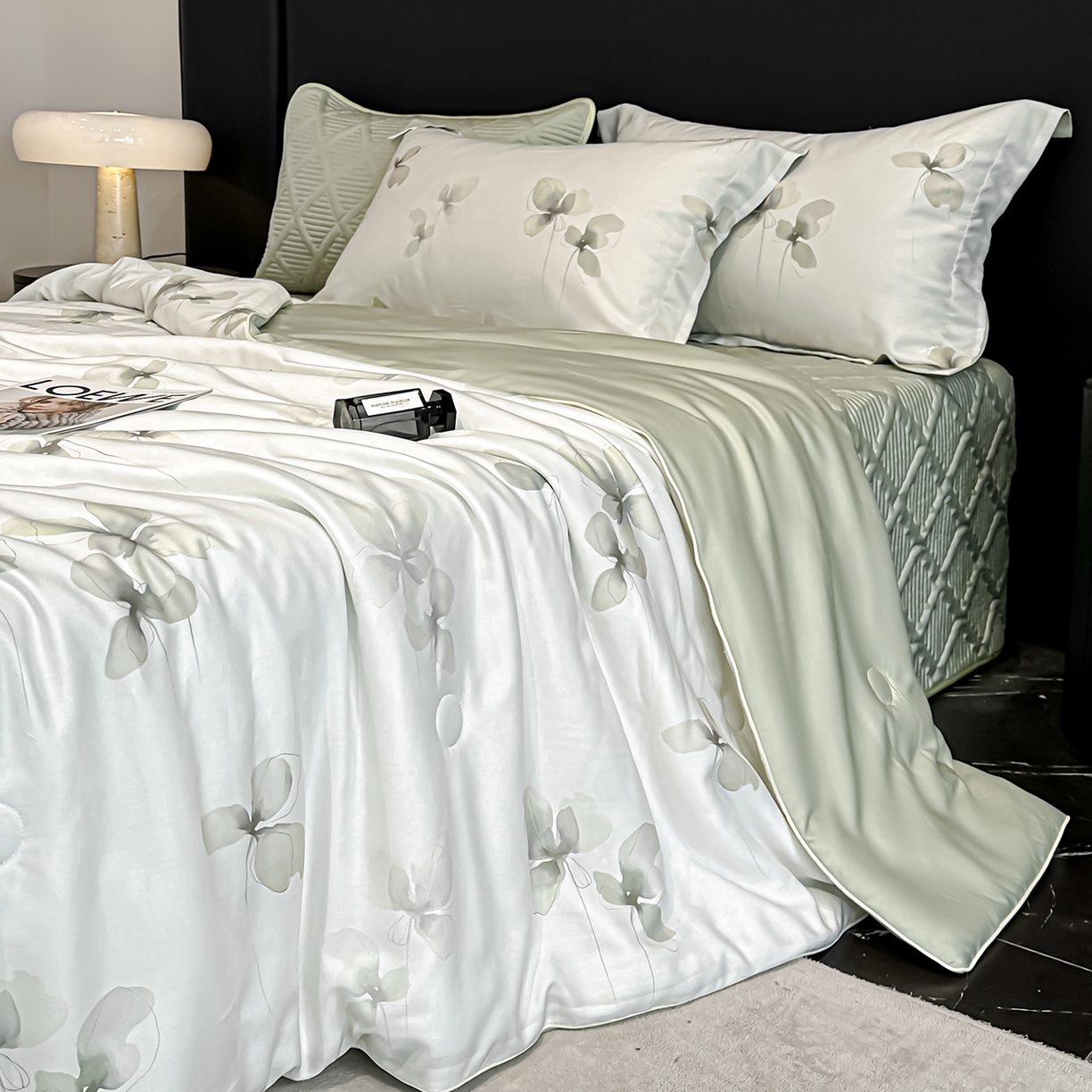 91家纺网 家纺一手货源 找家纺 吾秀家居 2026春夏新款数码印花莱赛尔天丝夏被夏凉被空调被-天印系列 清雅