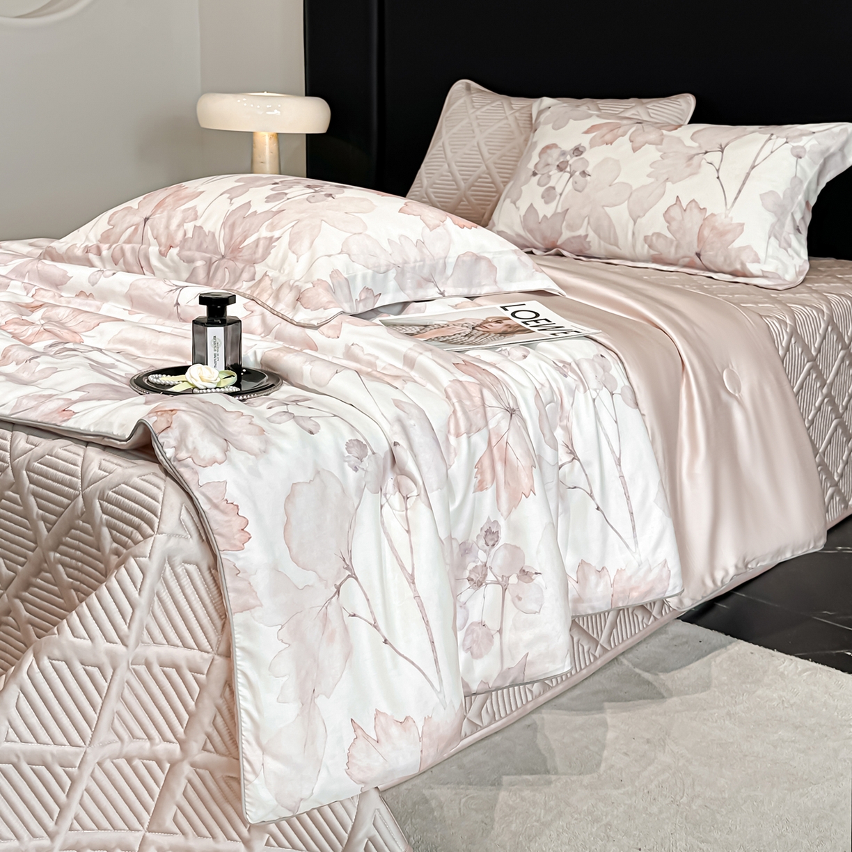 91家纺网 家纺一手货源 找家纺 吾秀家居 2026春夏新款数码印花莱赛尔天丝夏被夏凉被空调被-天印系列 相思叶