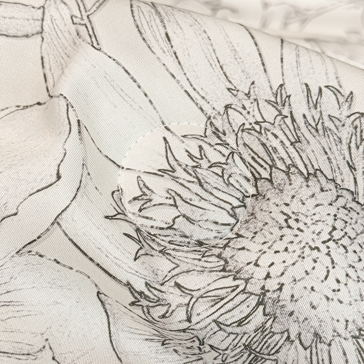 91家纺网 家纺一手货源 找家纺 吾秀家居 2026春夏新款数码印花莱赛尔天丝夏被夏凉被空调被-天印系列 青墨花影