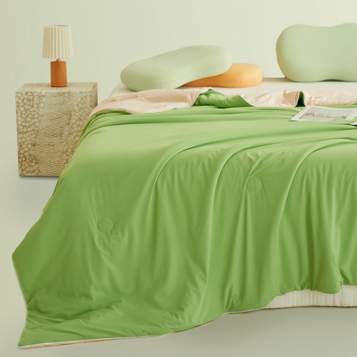 91家纺网 家纺一手货源 找家纺 晨曦家纺 2026新款A类凉感丝清凉大豆夏被四件套-熊猫冻冻被 冻冻被-苹果绿拼悠粉