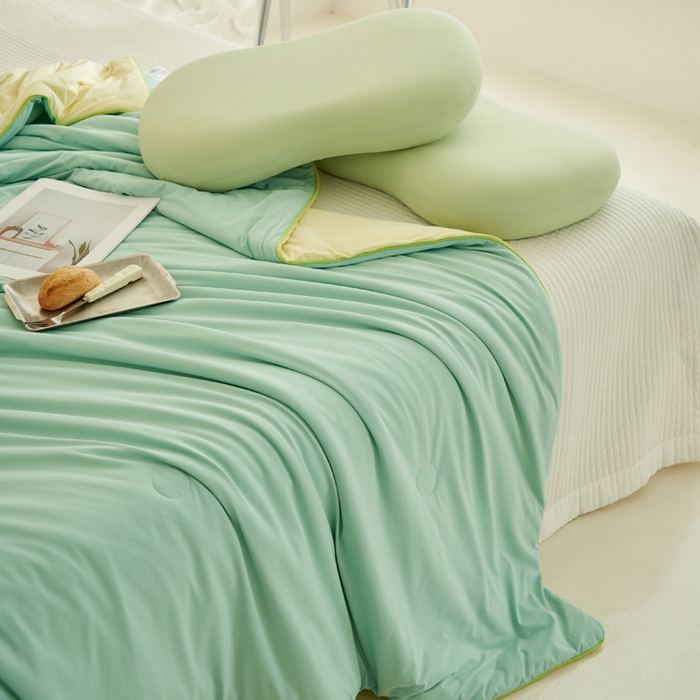 91家纺网 家纺一手货源 找家纺 晨曦家纺 2026新款A类凉感丝清凉大豆夏被四件套-熊猫冻冻被 冻冻被-浅绿拼奶黄