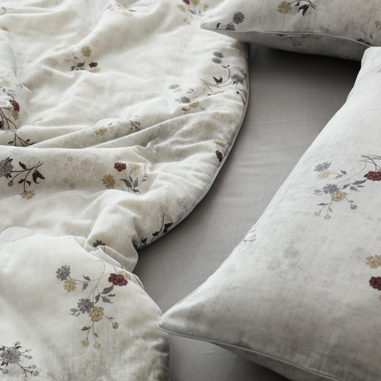 91家纺网 家纺一手货源 找家纺 万盛家纺 2026新款全棉双层纱复古印花夏被夏凉被空调被 夏影