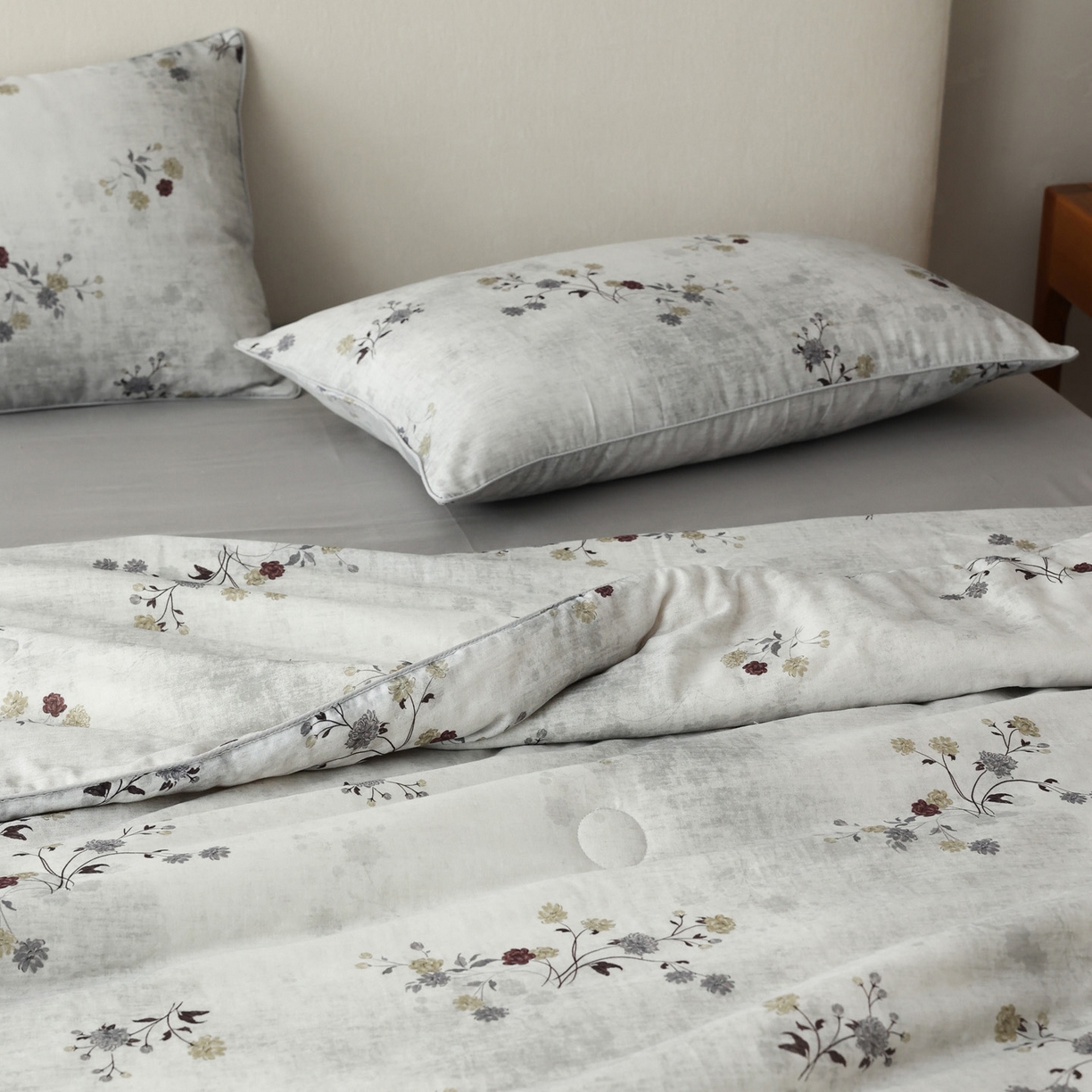 91家纺网 家纺一手货源 找家纺 万盛家纺 2026新款全棉双层纱复古印花夏被夏凉被空调被 夏影