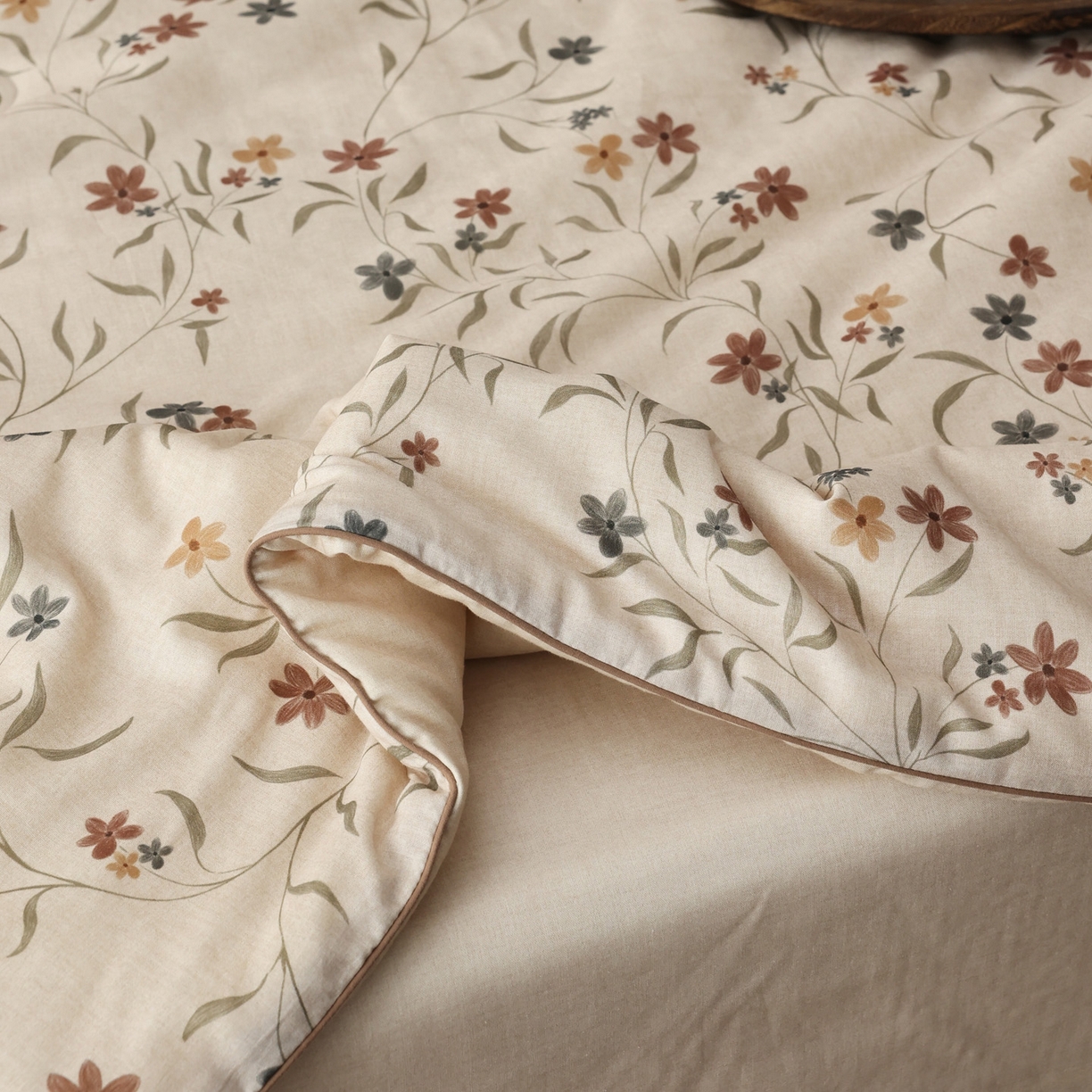 91家纺网 家纺一手货源 找家纺 万盛家纺 2026新款全棉双层纱复古印花夏被夏凉被空调被 安屿